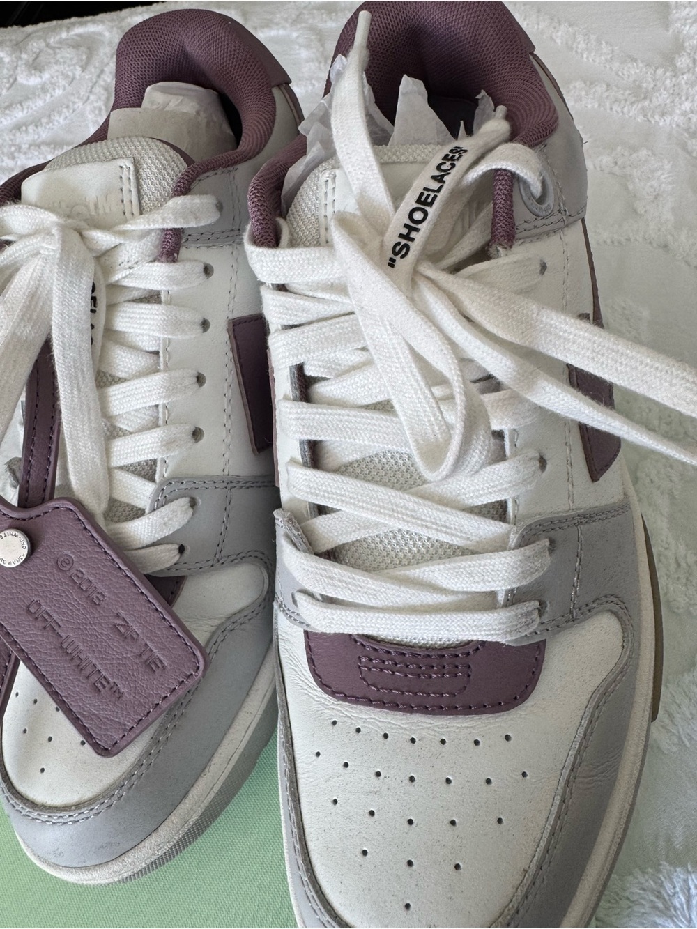 Women’s White and Mauve Casual Lace-Up Sneakers by